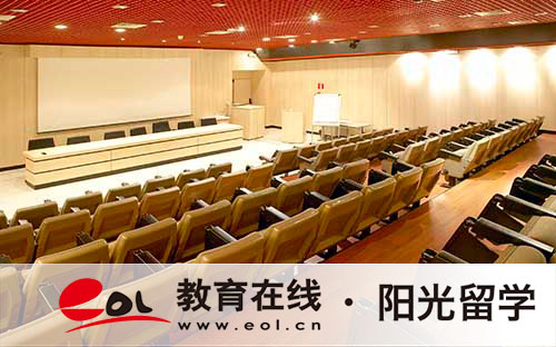 澳大利亞留學(xué)費用表