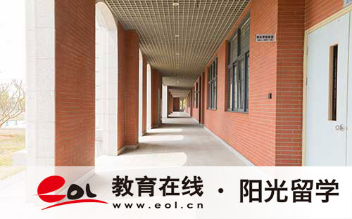 讀留學(xué)預(yù)科選擇哪個(gè)學(xué)校好