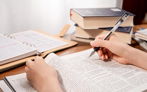 藝術(shù)生留學學費多少錢
