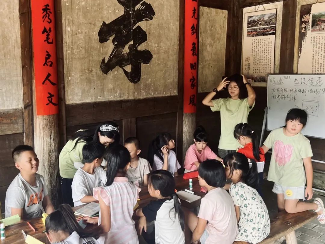 專訪｜狂攬12封世界名校OFFER、18w+獎(jiǎng)學(xué)金，轉(zhuǎn)軌成功的她有話說(shuō)！